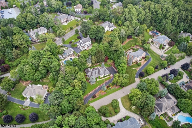 84 Walsh Dr  Mahwah Twp. NJ 07430 photo