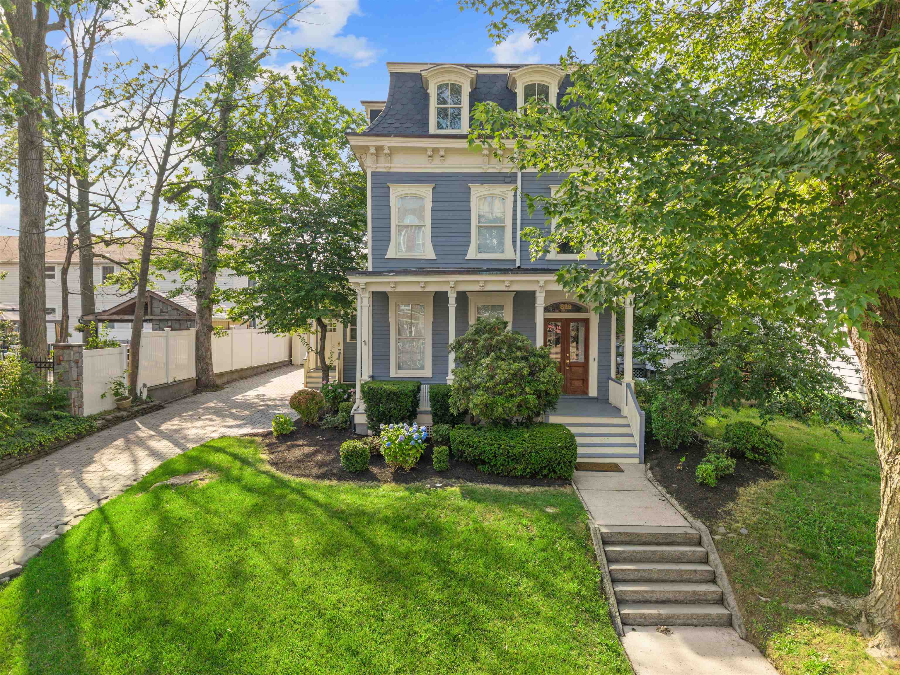 Property Photo: 829 Avenue C NJ 07002