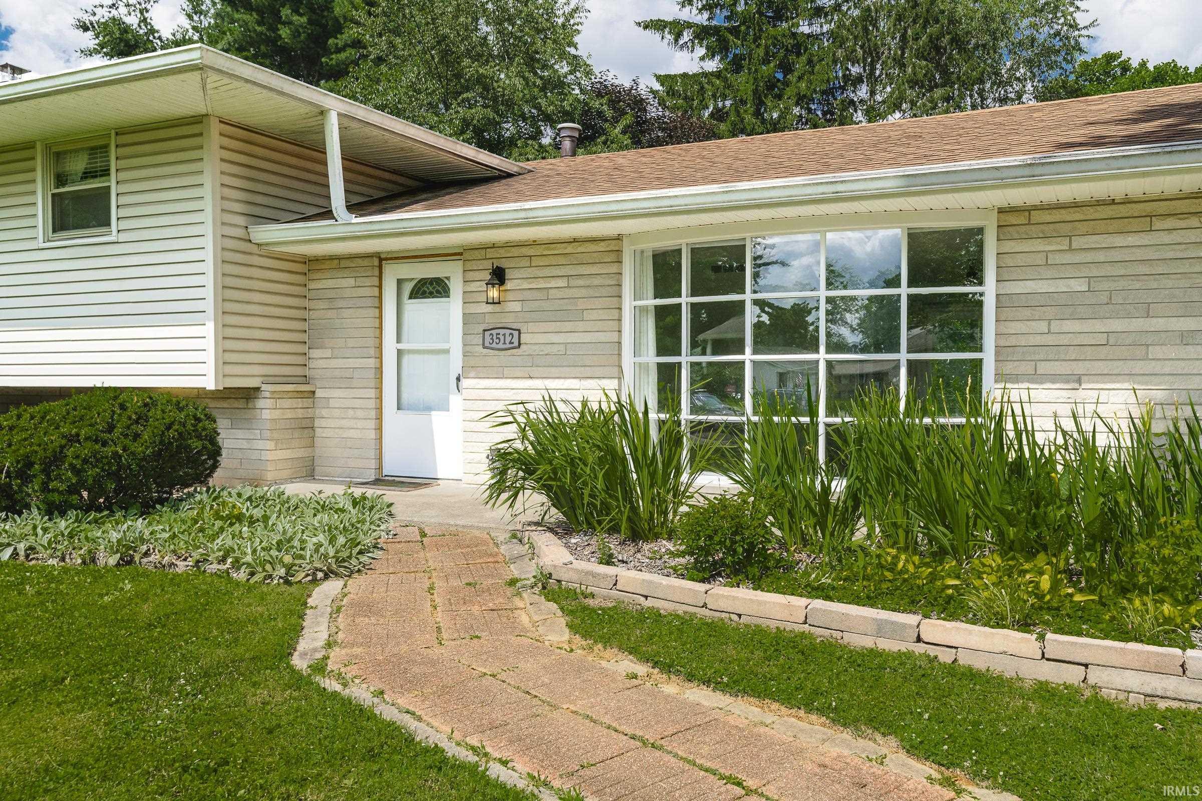 Property Photo: 3512 S Bainbridge Drive IN 47401