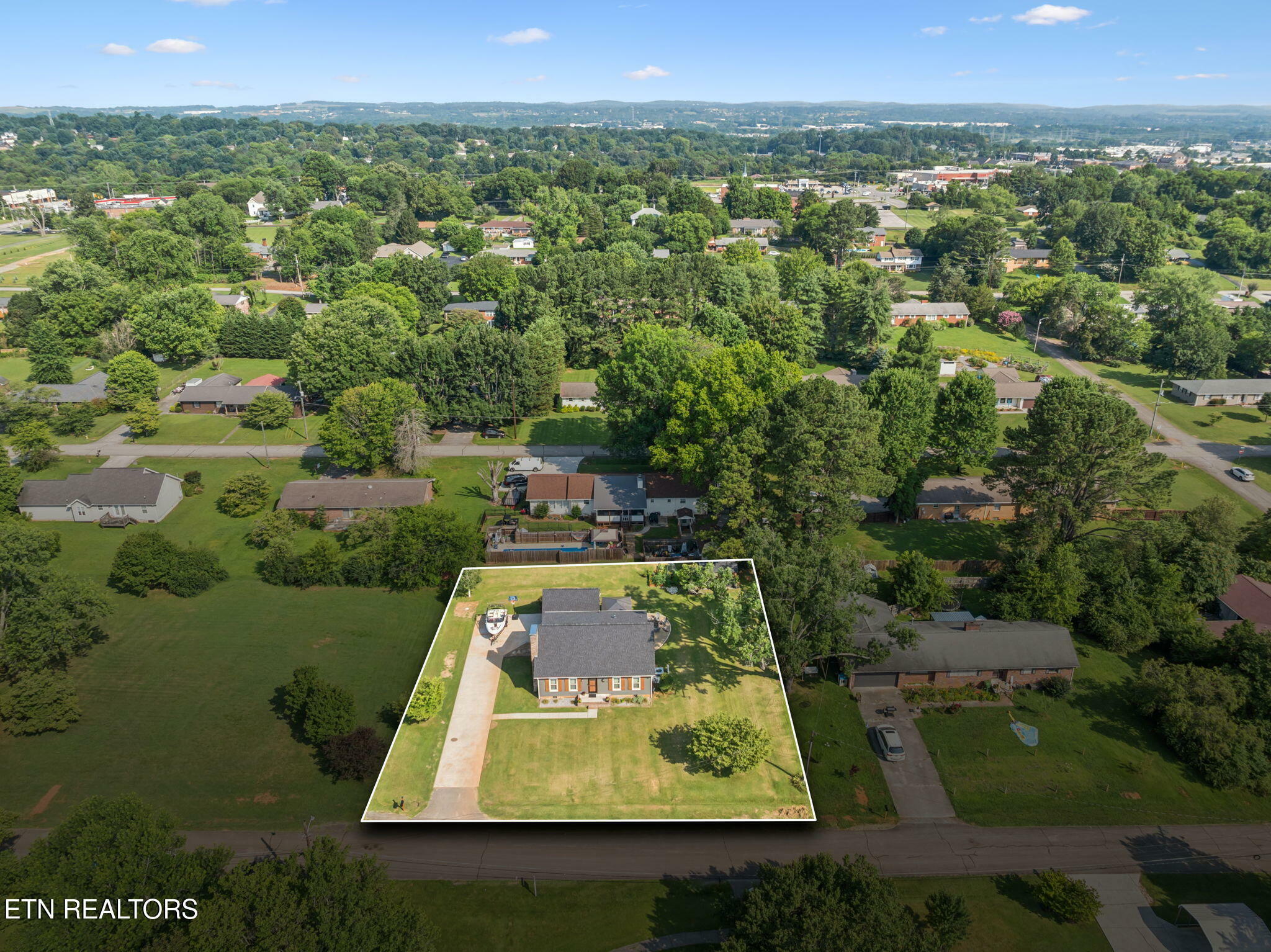 Property Photo: 1745 Leconte Drive TN 37803
