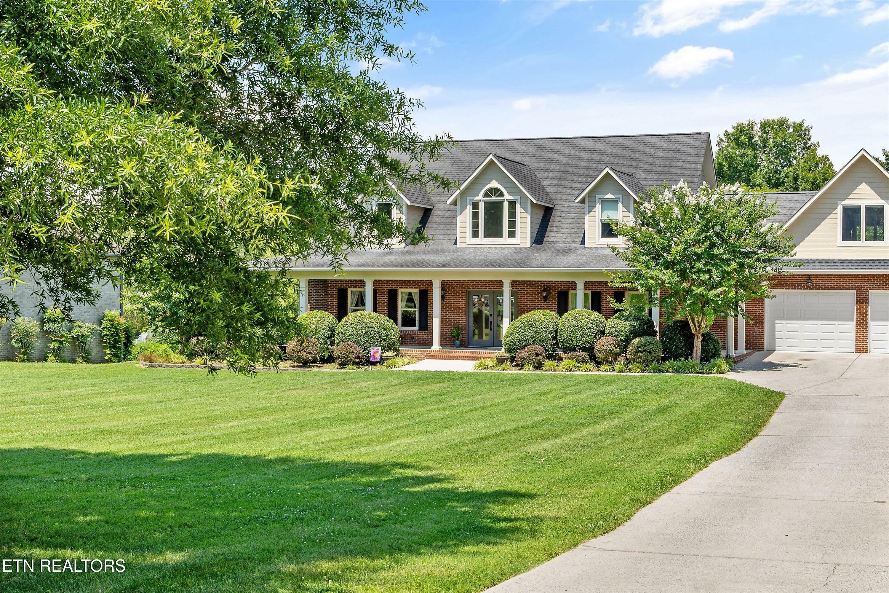 Property Photo: 102 Bradford Village Way TN 37763