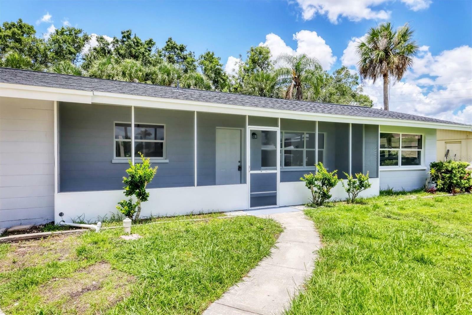 Property Photo: 116 Myakka Drive FL 34293