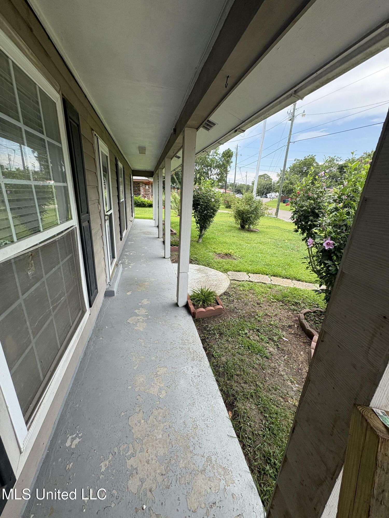Property Photo: 1717 Cherokee Street MS 39581