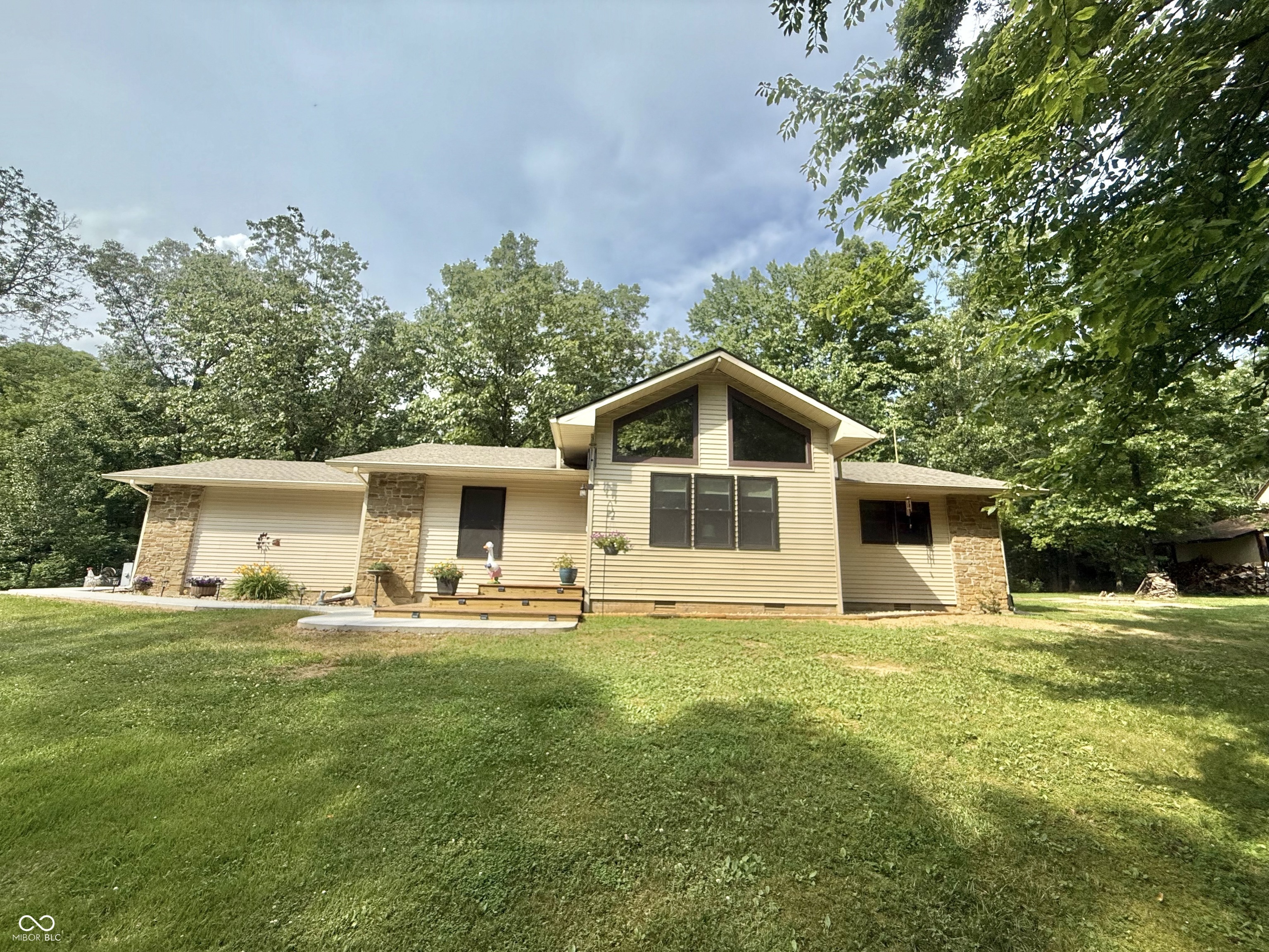 Property Photo:  11555 N Co Rd 400 W  IN 47274 