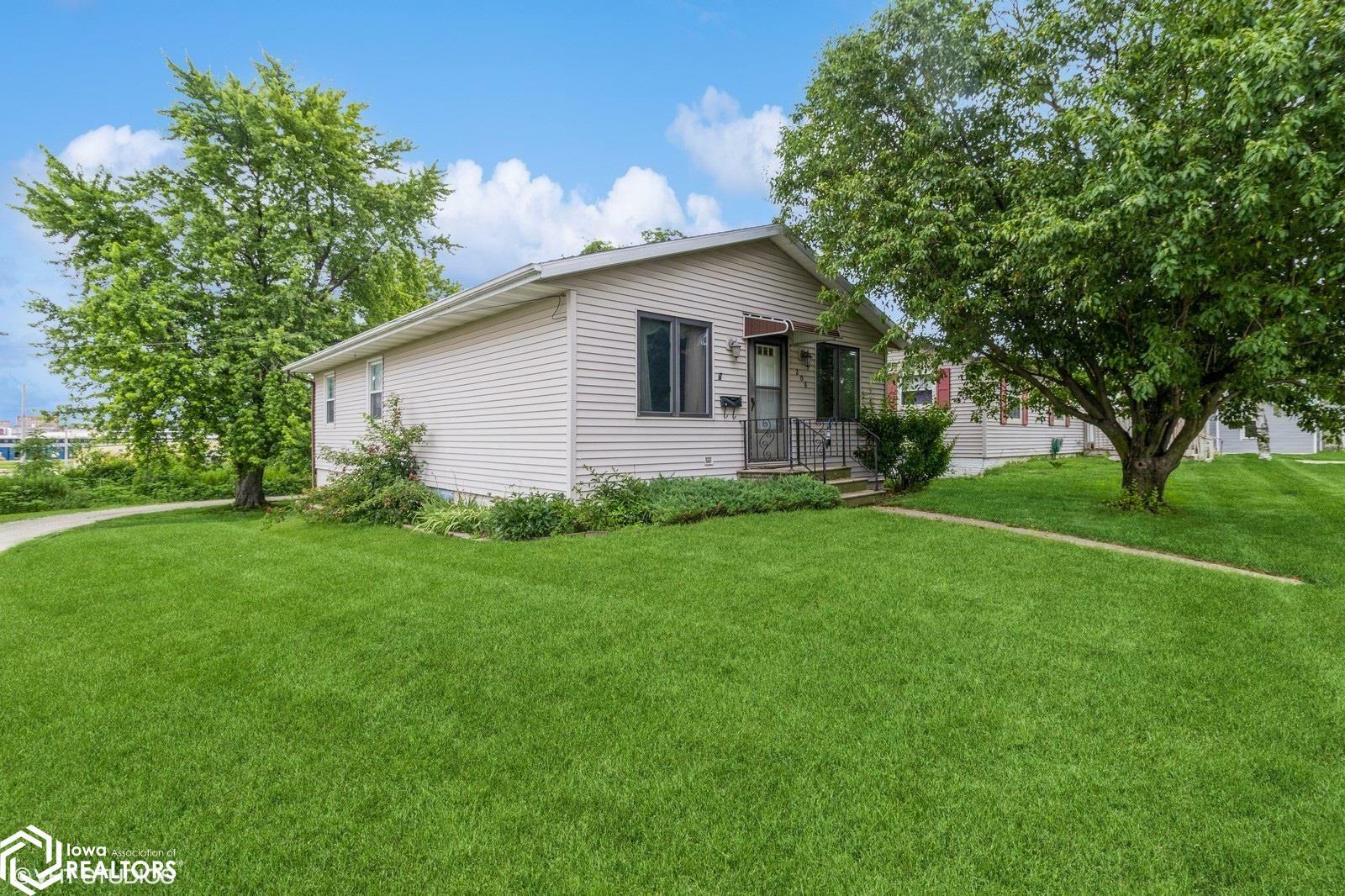 Property Photo: 208 Young Street IA 50158