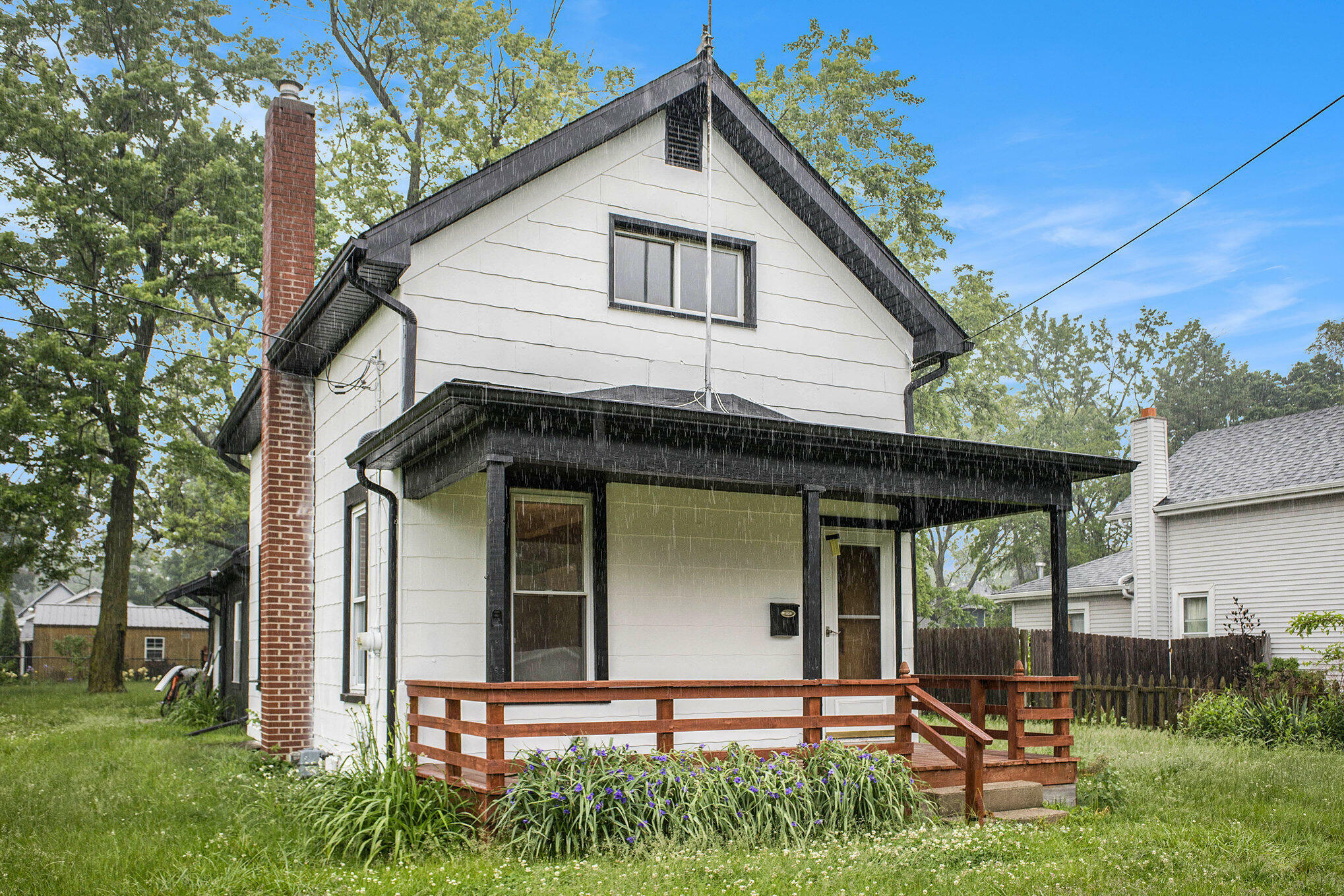 Property Photo: 246 Griswold Street MI 49203