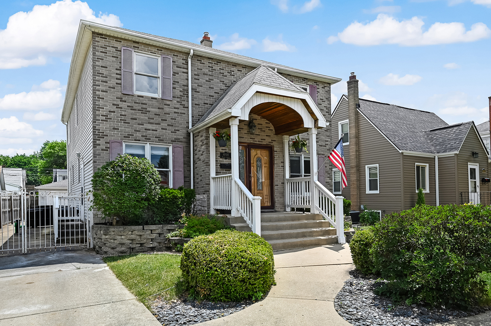 Property Photo:  10511 S Hamlin Avenue  IL 60655 