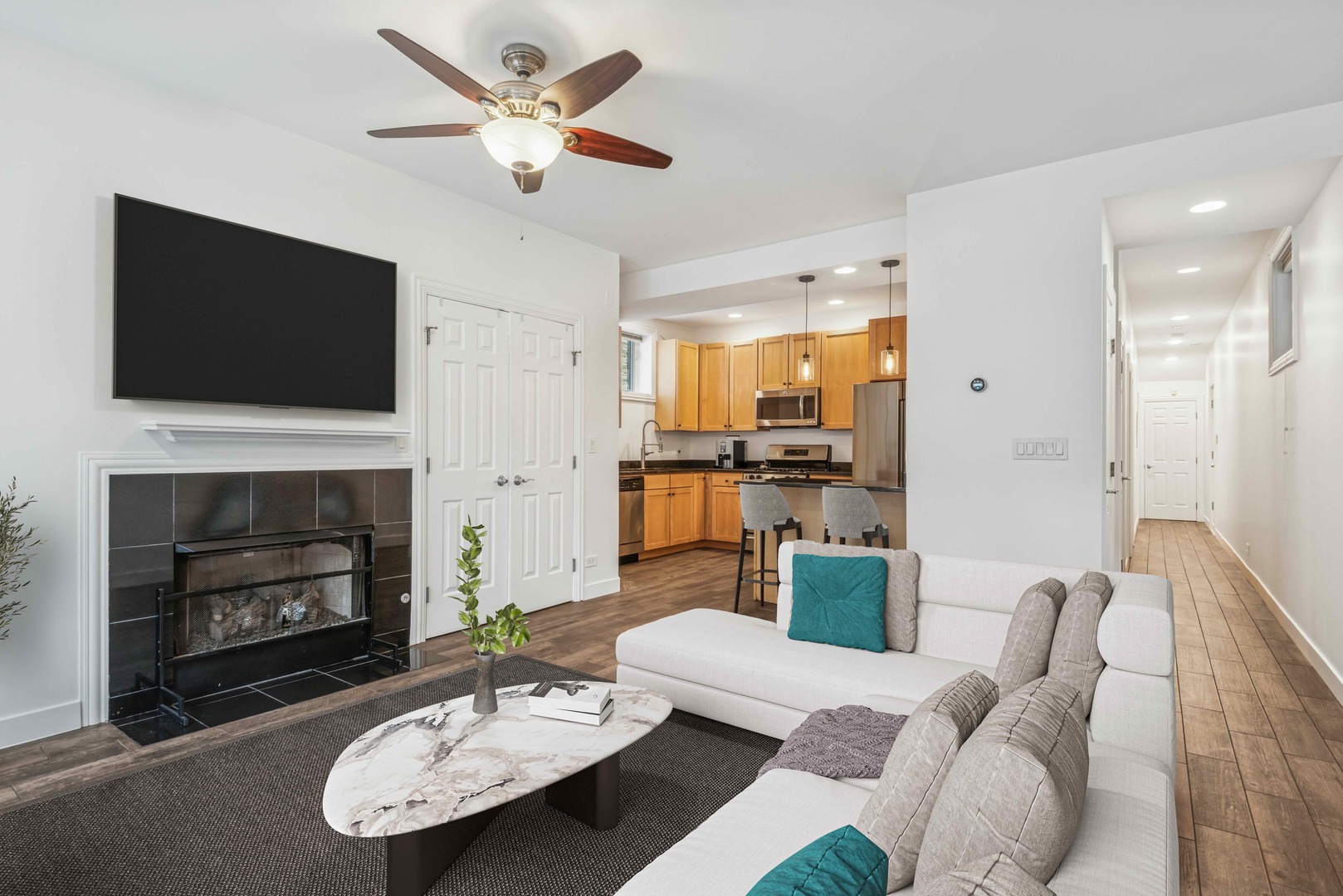 Property Photo: 1744 W Belmont Avenue 1 IL 60657