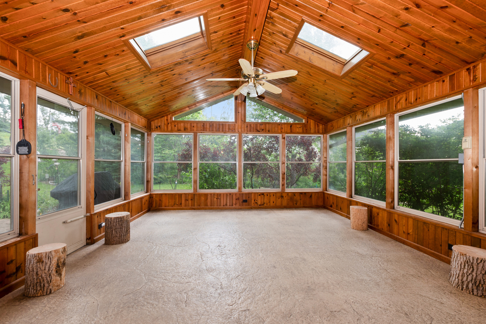 Property Photo: 8036 Binford Drive IL 60462