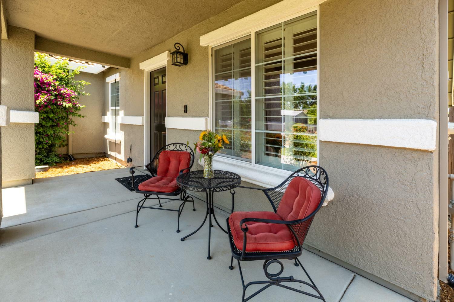 Property Photo: 960 Dolan Court CA 95630
