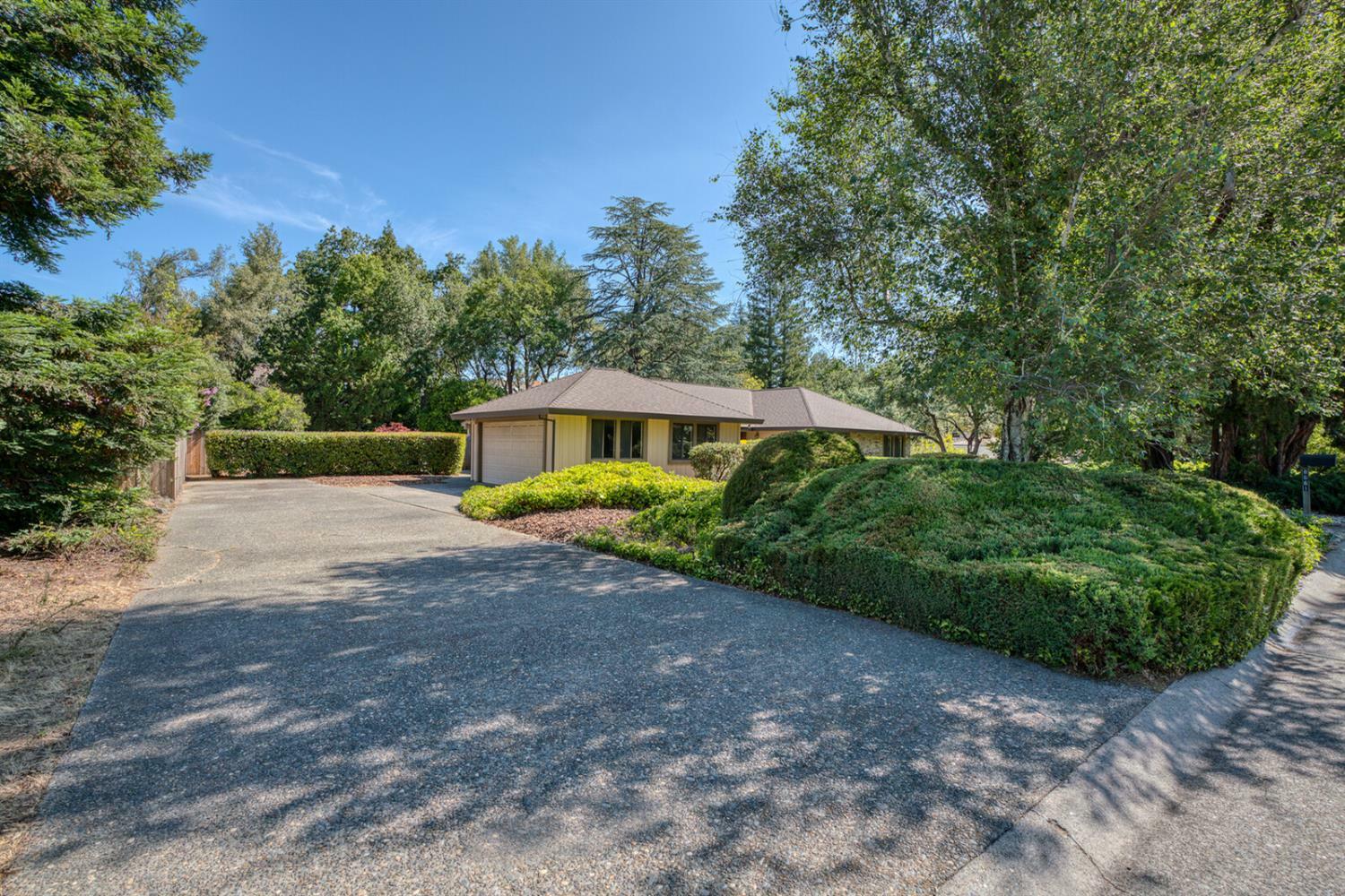 Property Photo:  8661 Farley Way  CA 95628 