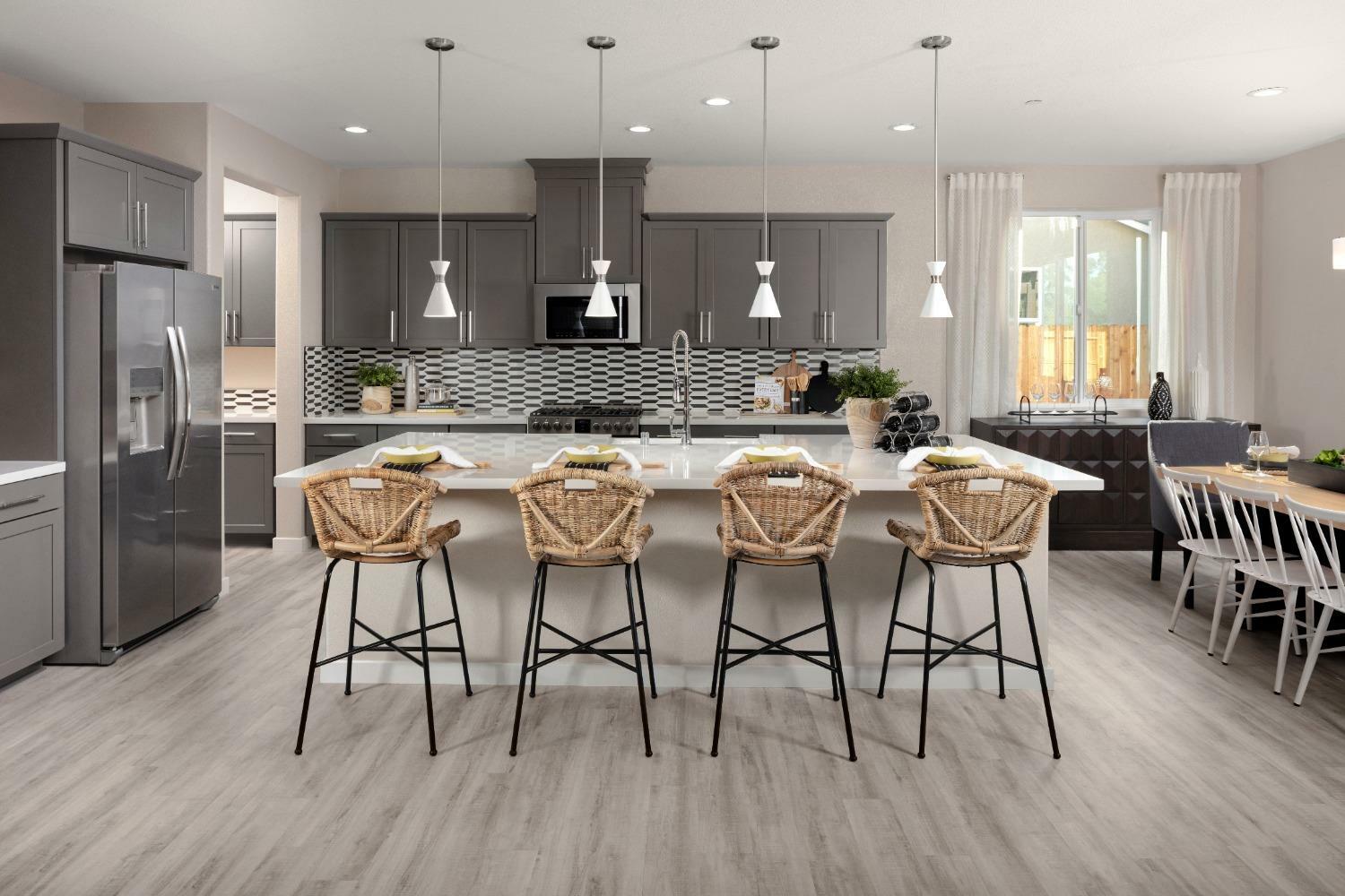 Property Photo: 517 Hollywood Way CA 95648