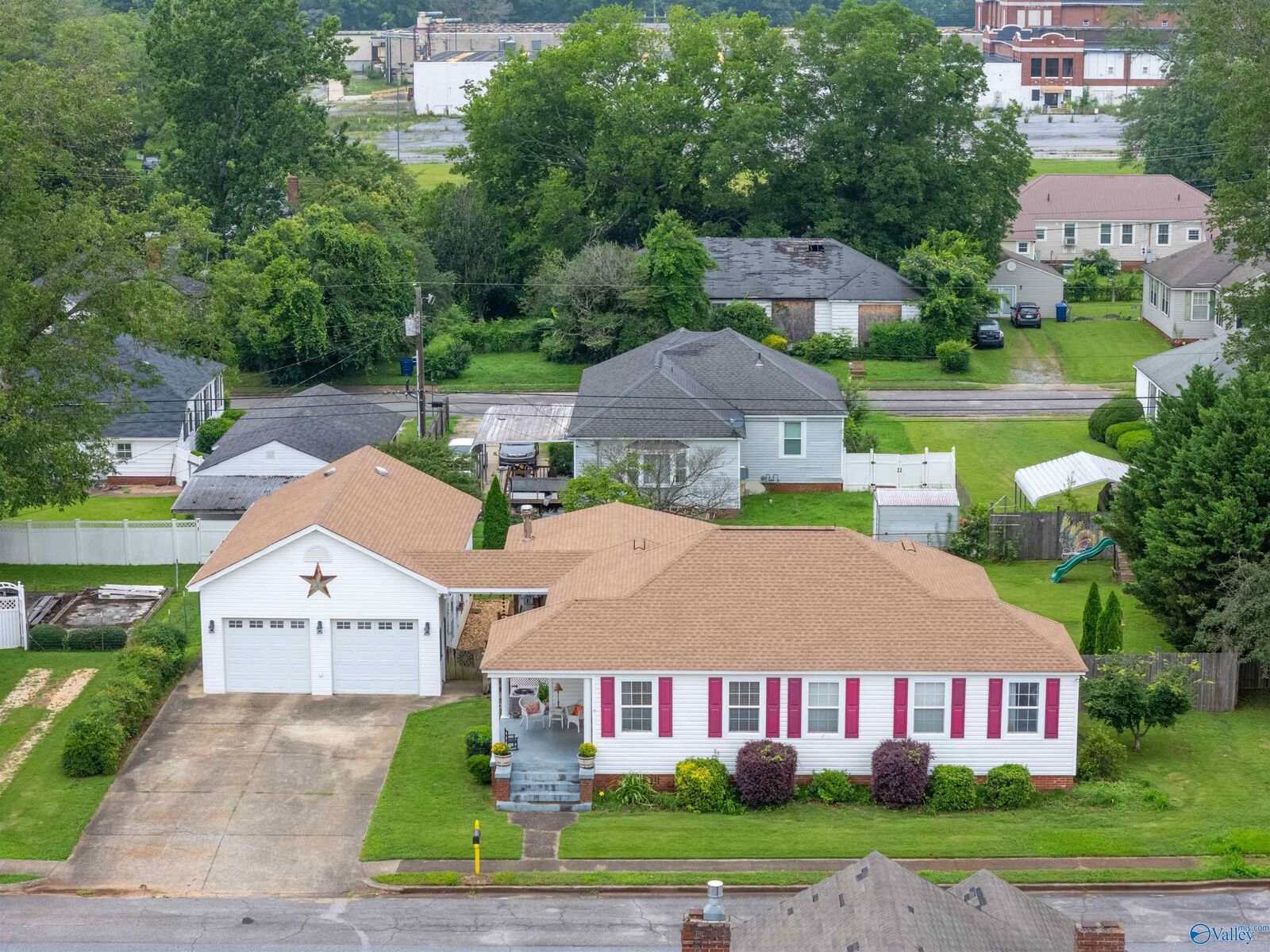 Property Photo: 119 W Damon Avenue AL 35160