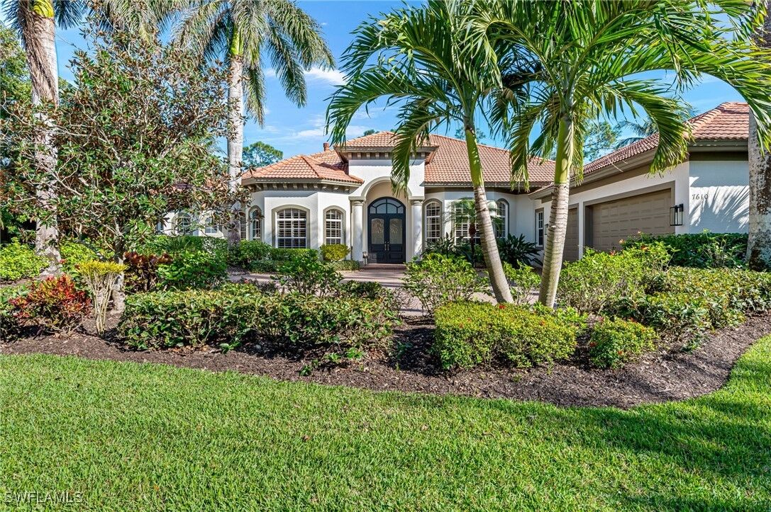 Property Photo:  7610 Palmer Court  FL 34113 