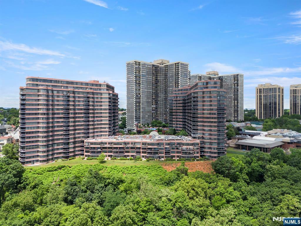 Property Photo: 100 Carlyle Drive 12K-S NJ 07010