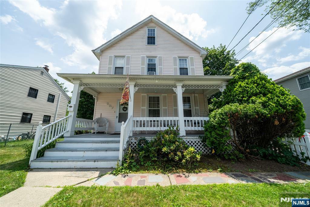 237 Lexington Avenue  Dumont NJ 07628 photo