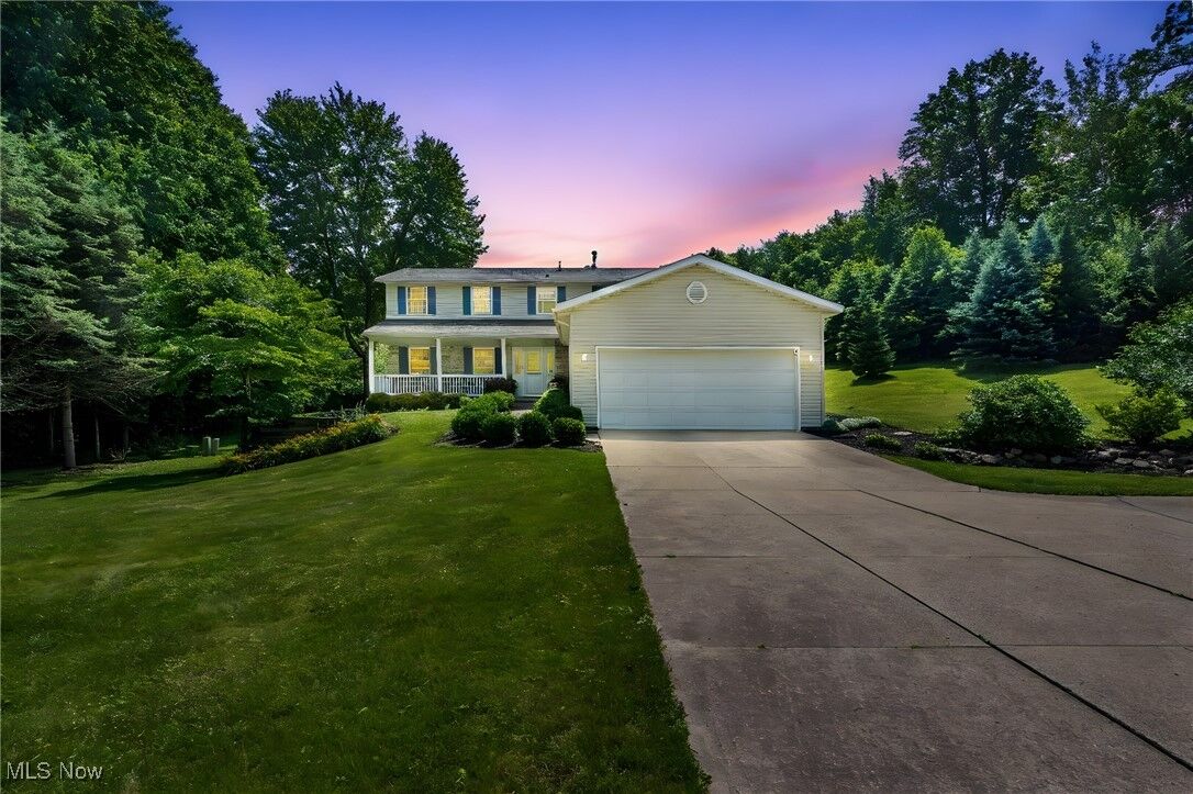 Property Photo: 7700 Stonewood Drive NW OH 44720