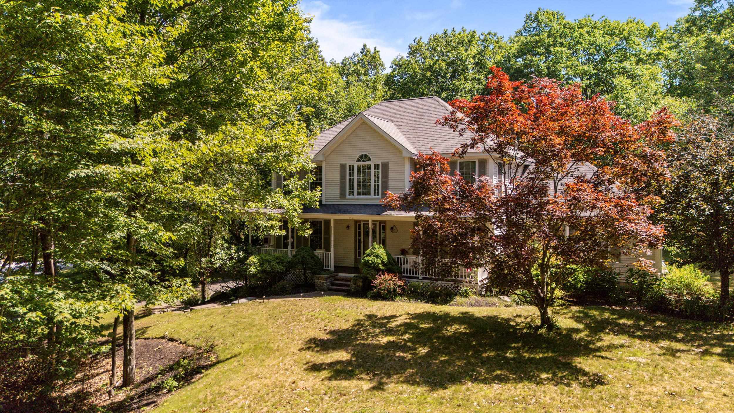 Property Photo:  159 Peppermint Street  NH 03045 