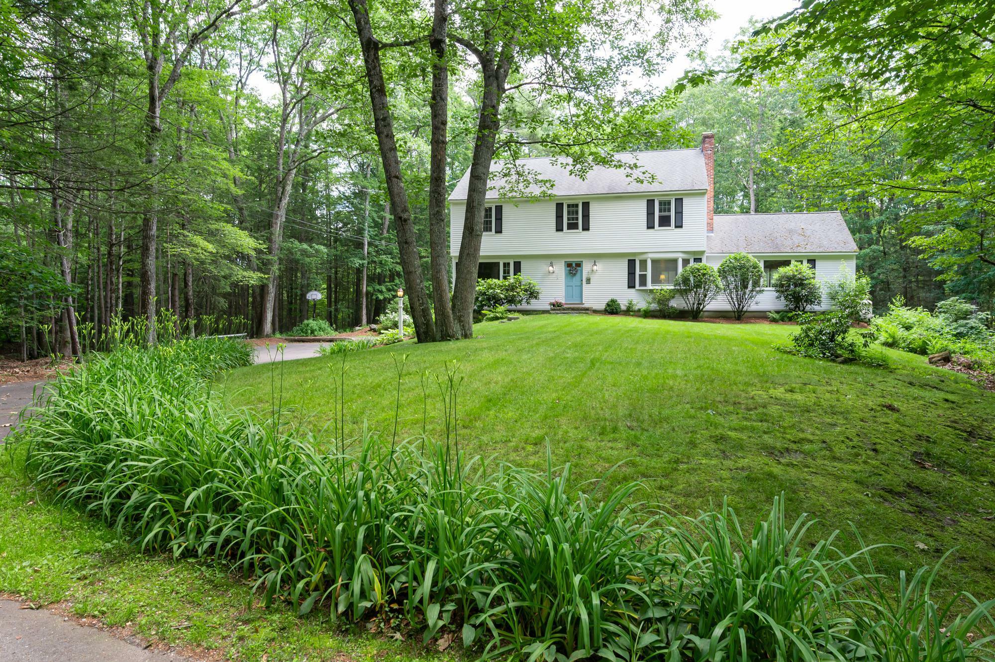 Property Photo:  28 Woodland Drive  NH 03031 