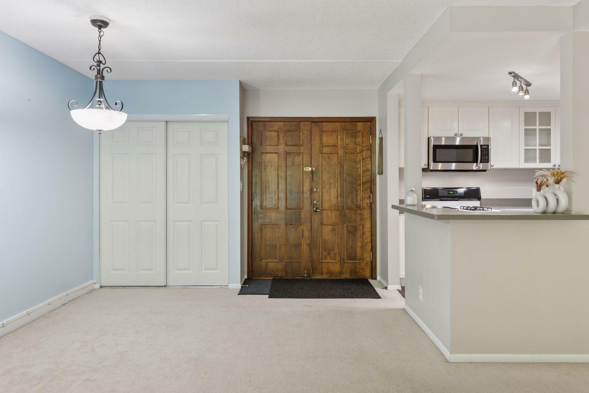 Property Photo: 6650 Vernon Avenue S 111 MN 55436