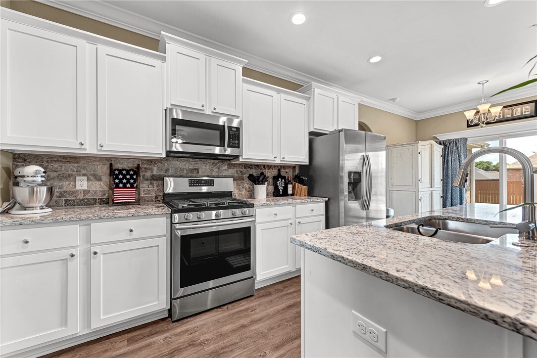 Property Photo: 477 Caballo Street AR 72730