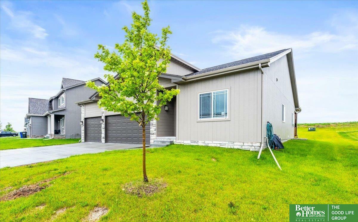 Property Photo: 13512 S 55 Street NE 68133