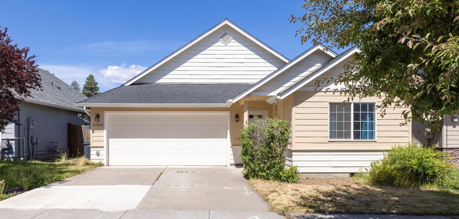 Property Photo:  61067 Borden Drive  OR 97702 