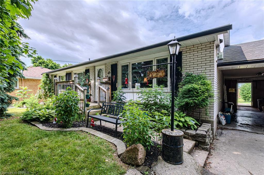 Photo de la propriété: 48 Market Street ON N3L 3B2