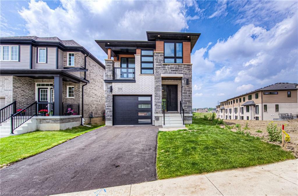 Property Photo: 719 Benninger Drive ON N2E 0J2