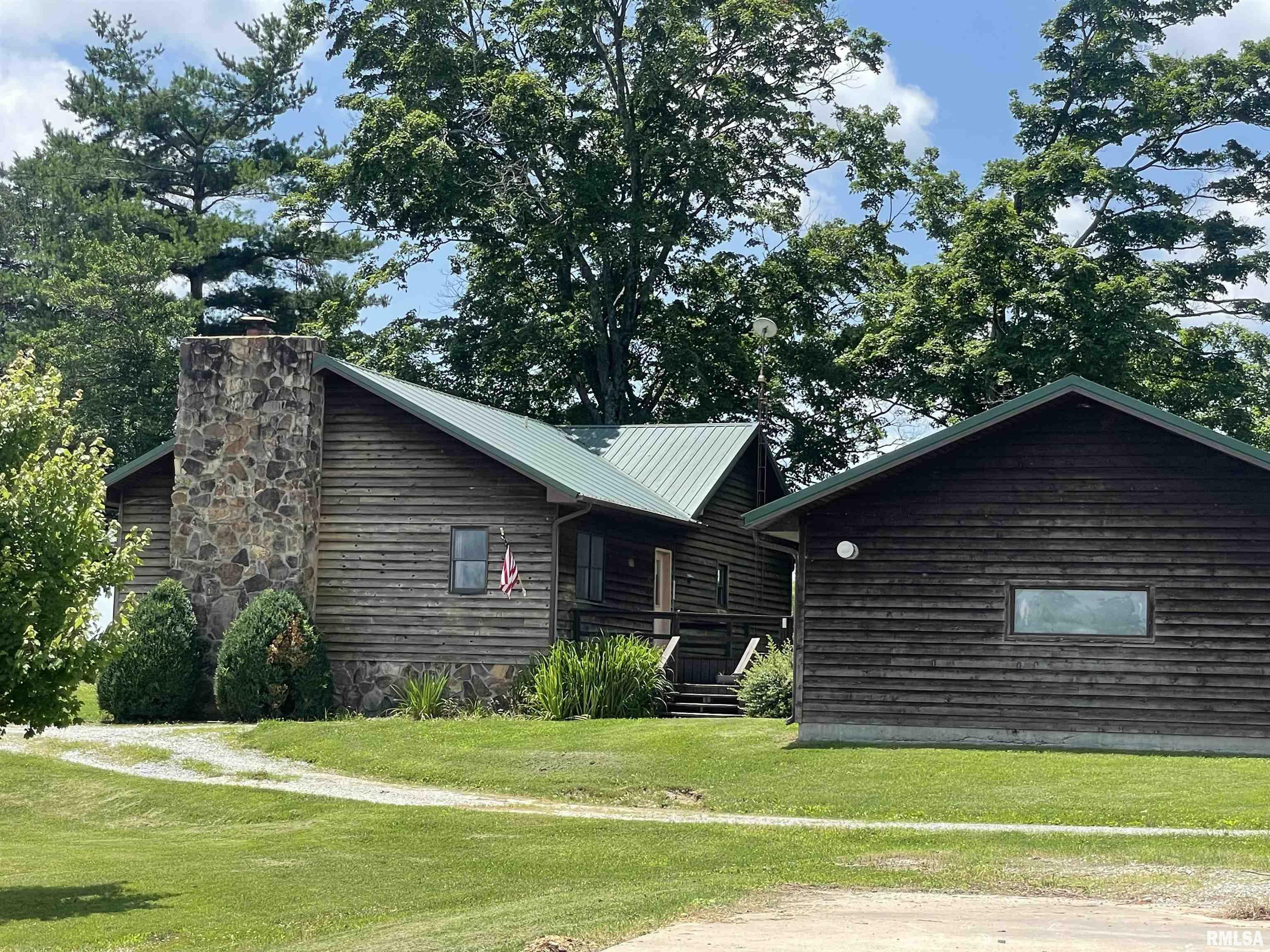 Property Photo: 9595 Old Highway 51 N IL 62920