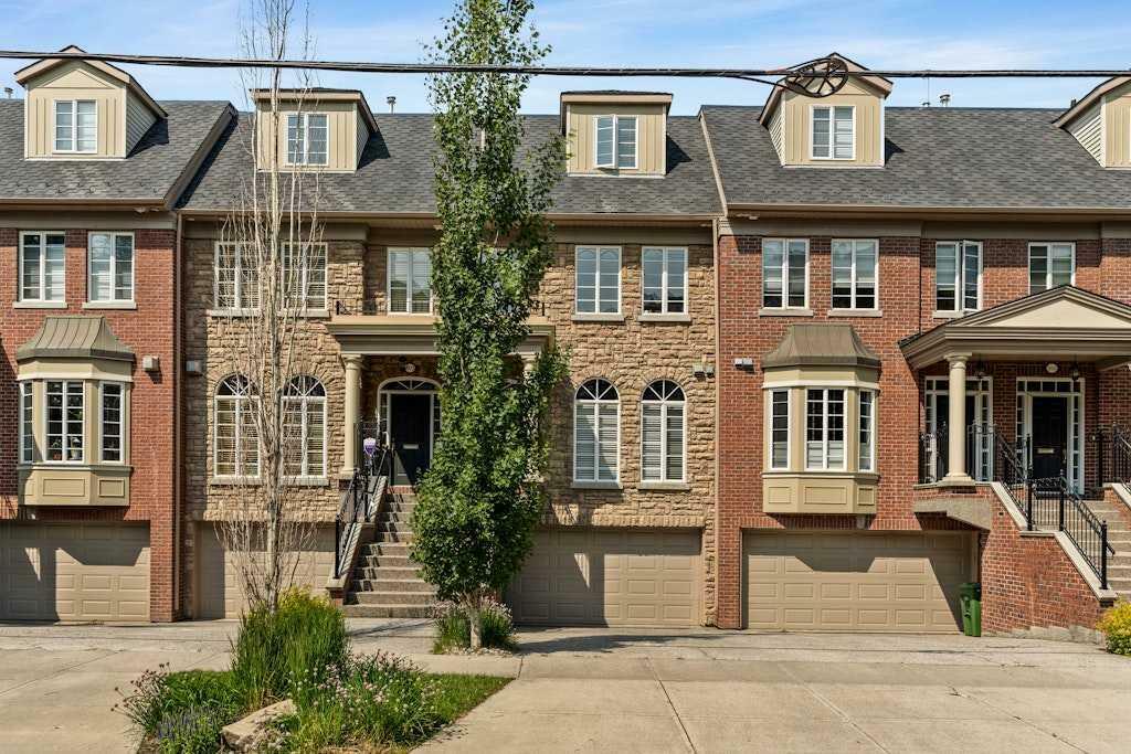Property Photo: 2421 Erlton Street SW AB T2S 2V9