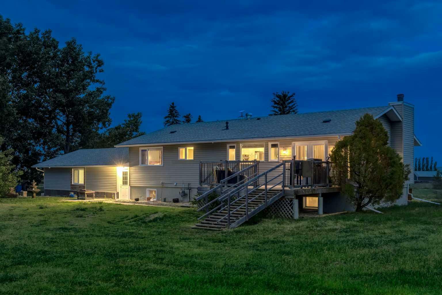 Property Photo: 119016 273 Avenue E AB T1S 4G3