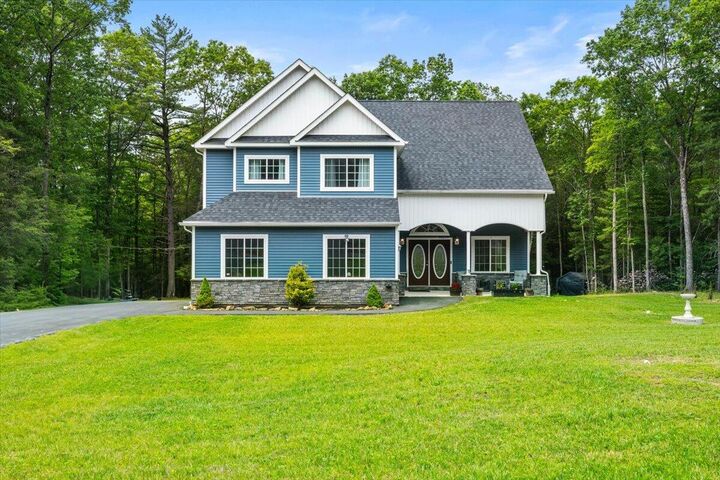 Property Photo: 174 Corktree Road PA 18058