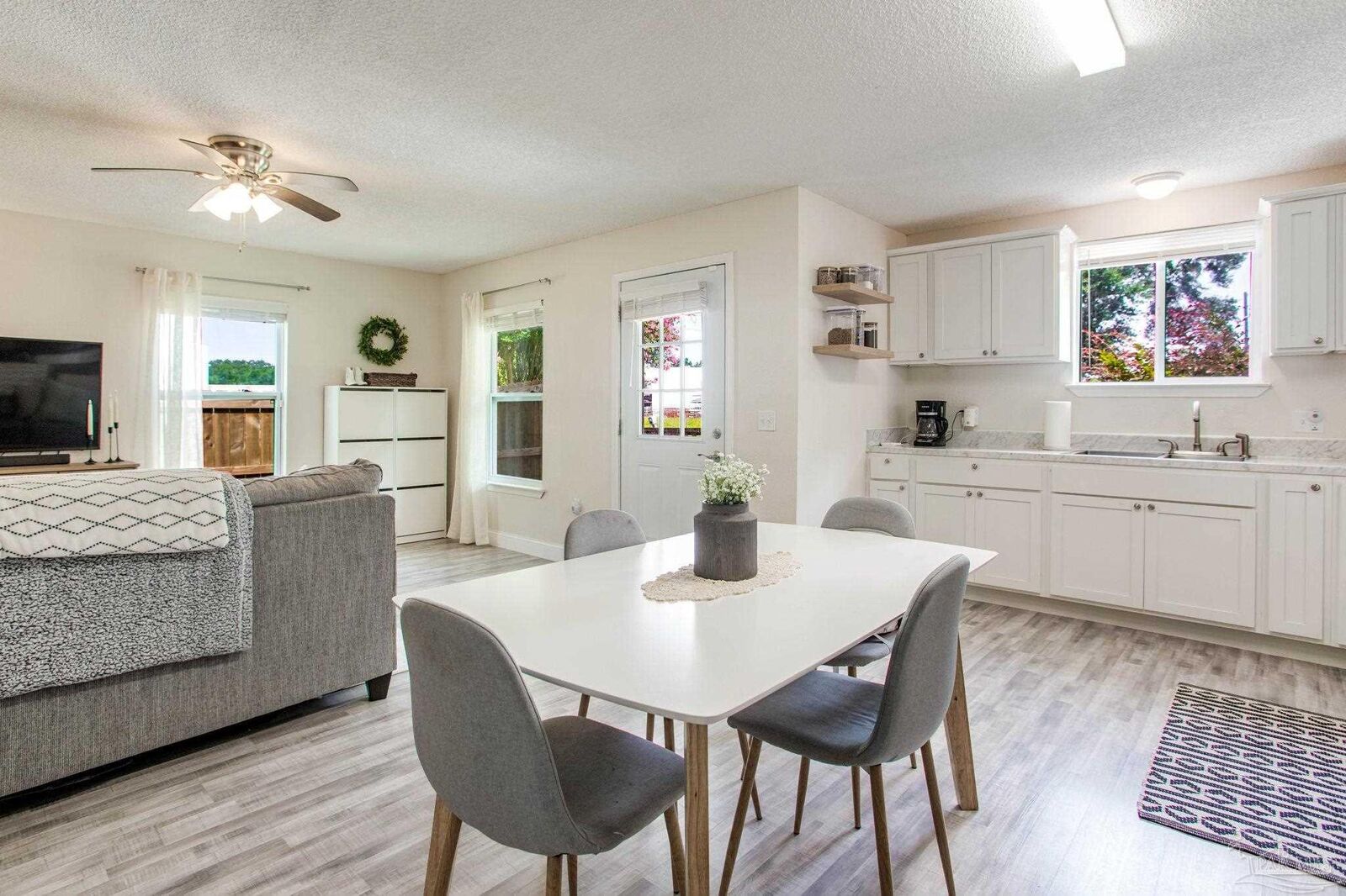 Property Photo:  3917 W Mallory St  FL 32505 