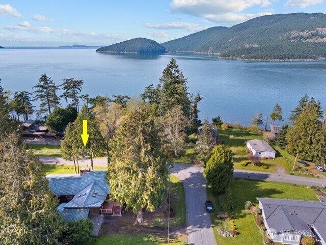 Property Photo:  4380  Salmon Run Road  WA 98221 