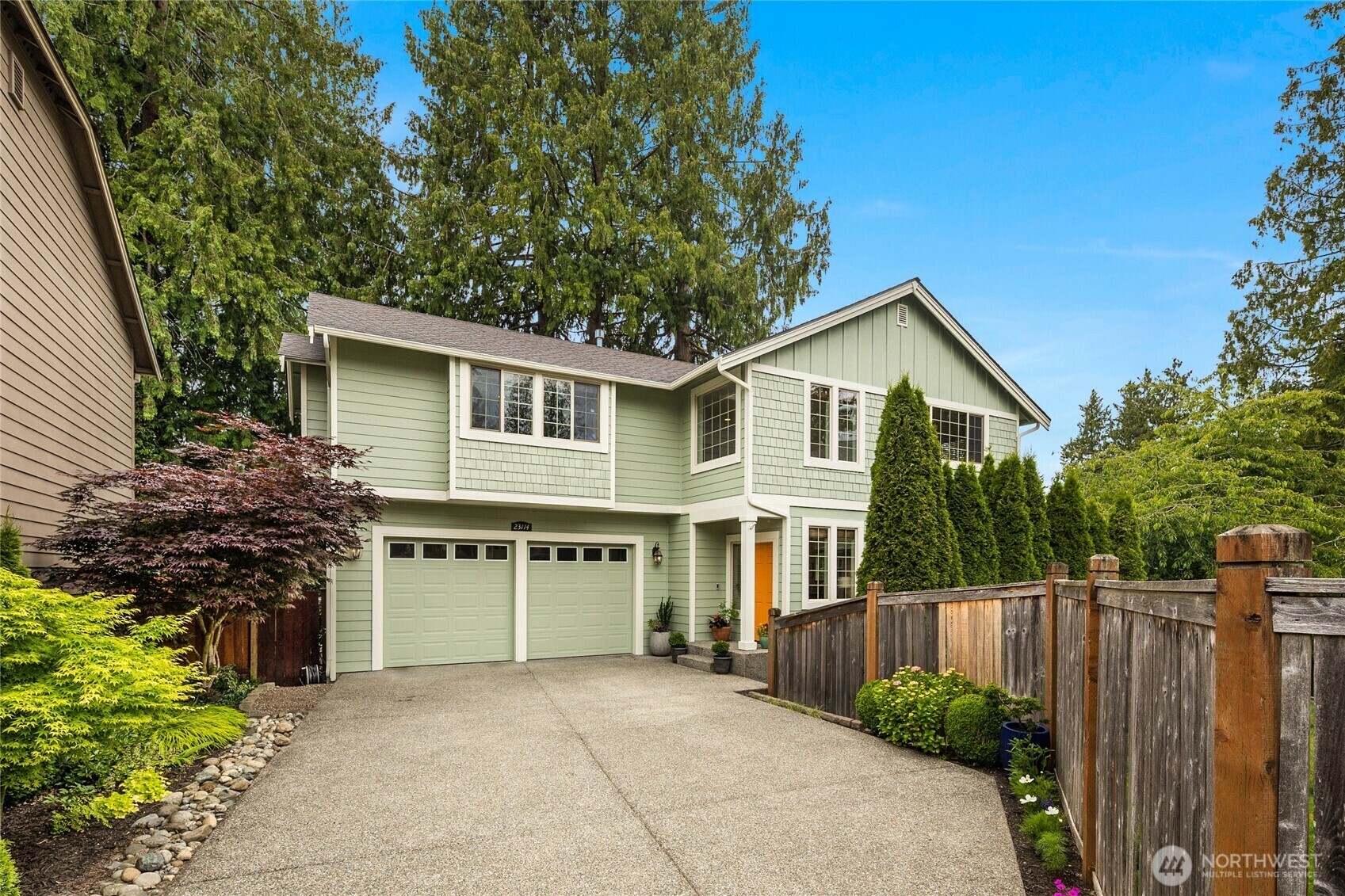 Property Photo:  23114  87th Avenue W  WA 98026 