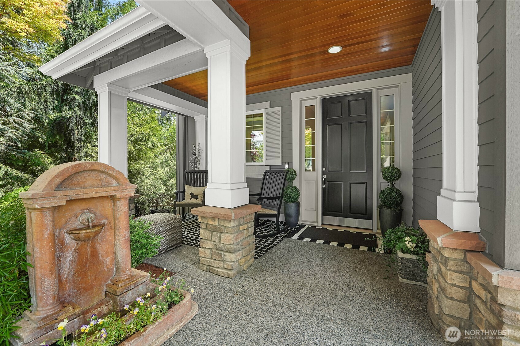 Property Photo: 11594 174th Court NE WA 98052
