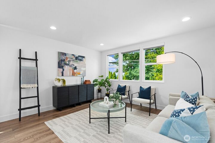 5949  41st Avenue SW 5  Seattle WA 98136 photo