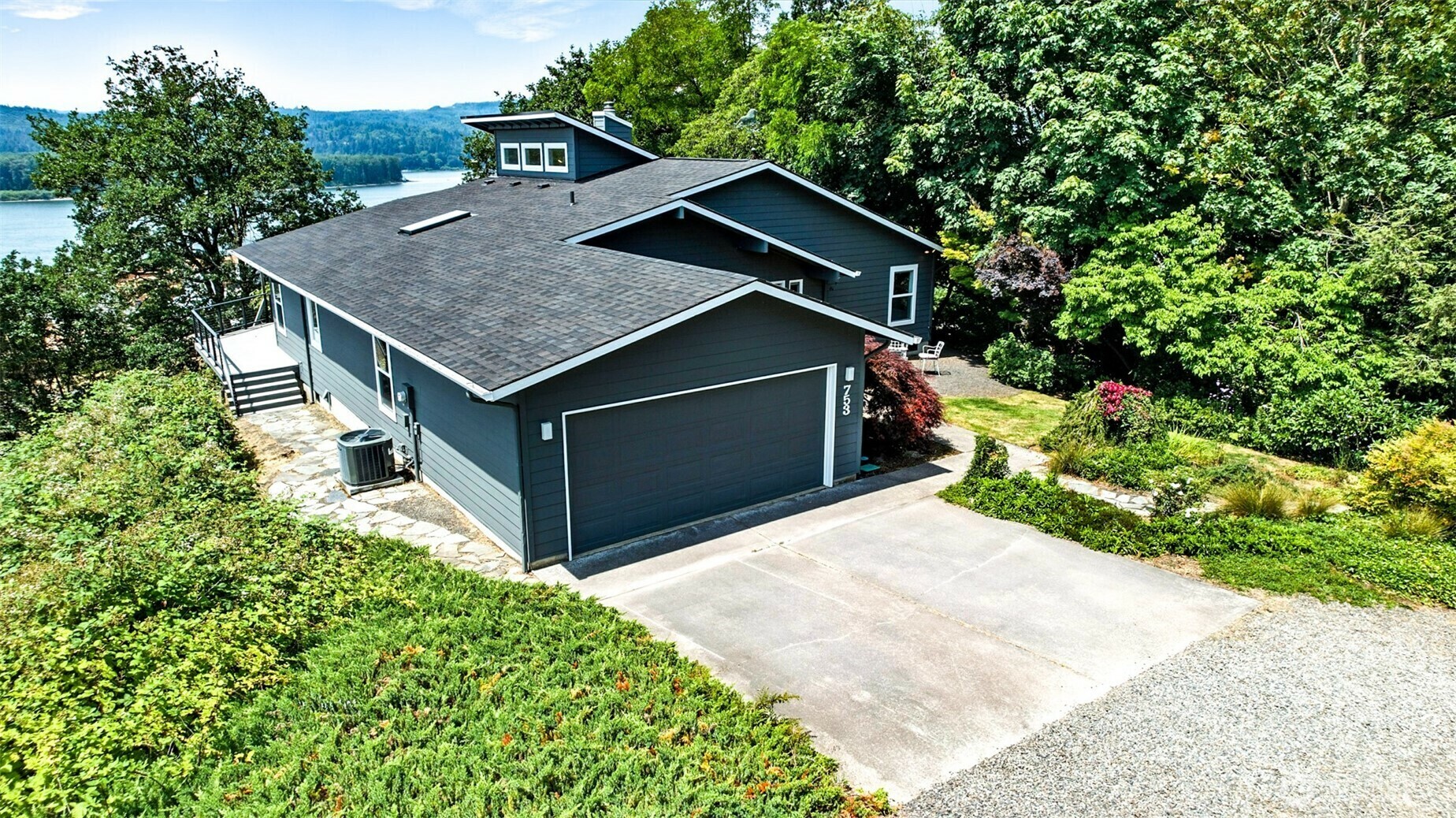 Property Photo: 753 N 2nd Street WA 98625