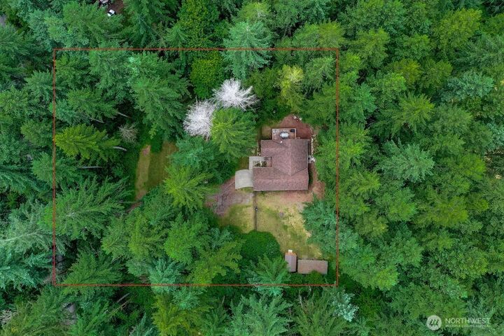Property Photo: 43920 SE 170th Street WA 98045