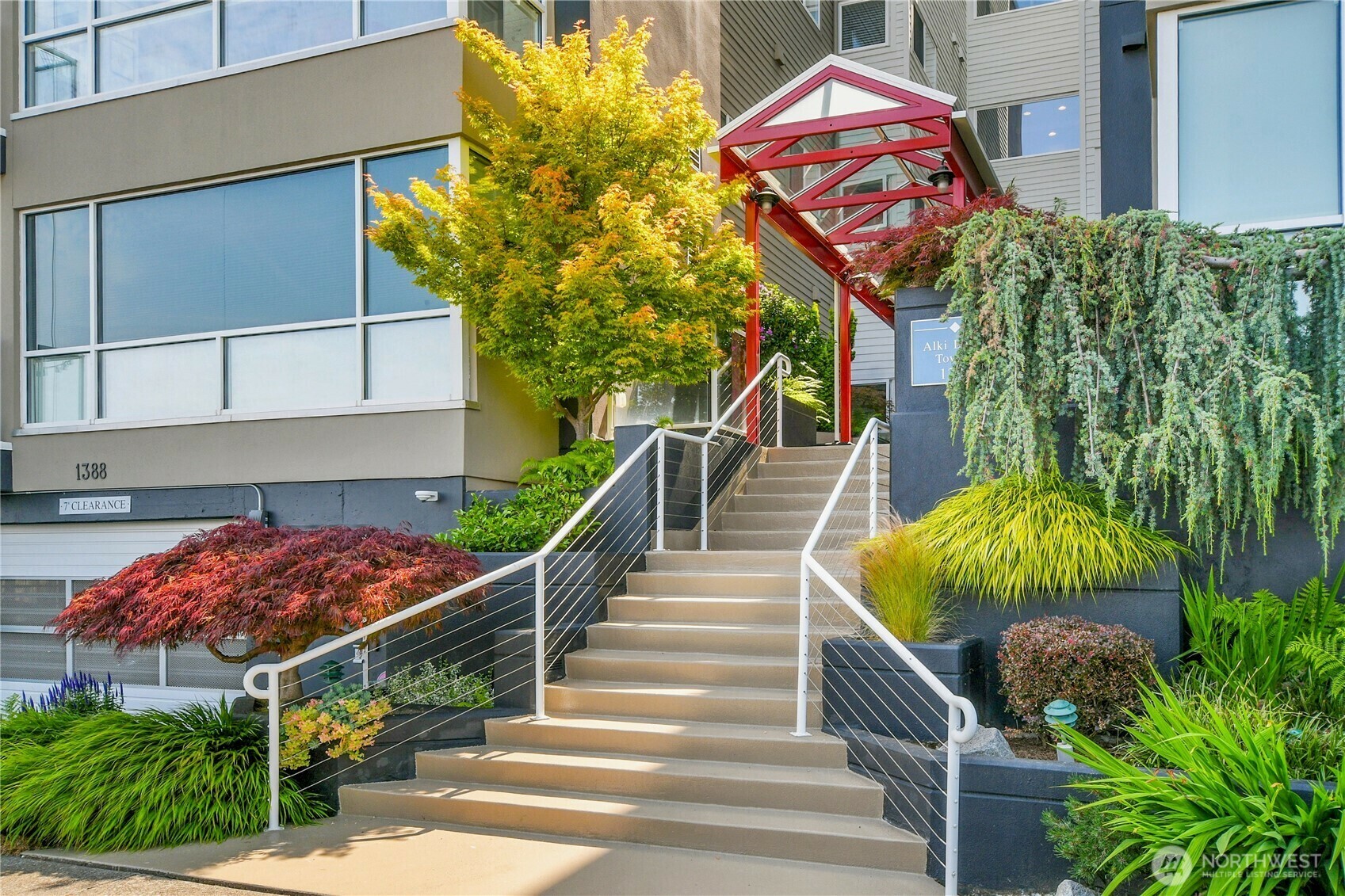 Property Photo:  1388  Alki Avenue SW 301  WA 98116 