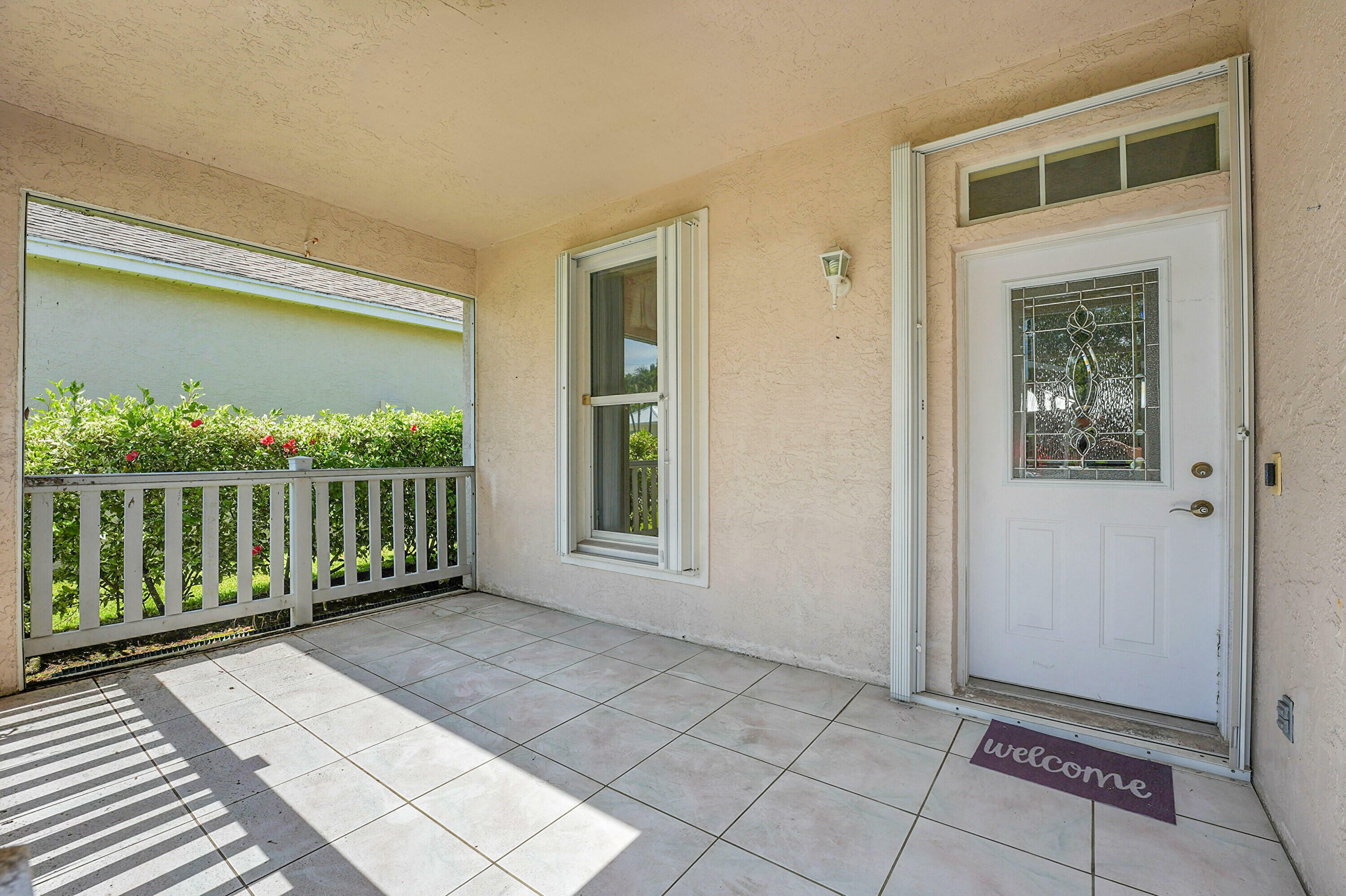 Property Photo: 526 NW Portofino Lane FL 34986
