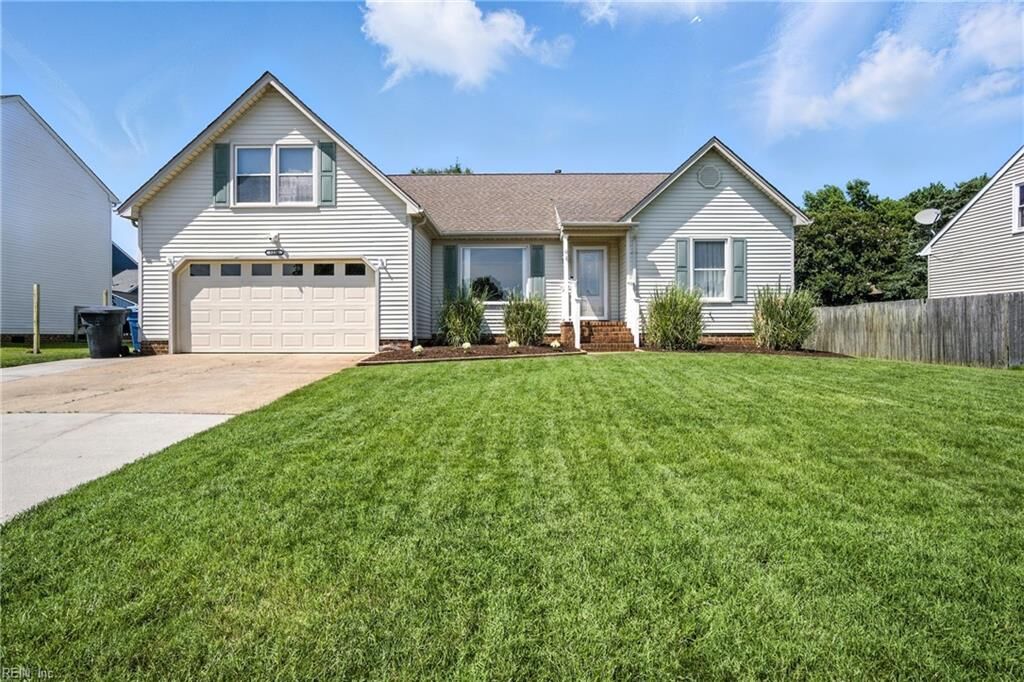 Property Photo: 1220 Brahms Dr VA 23454