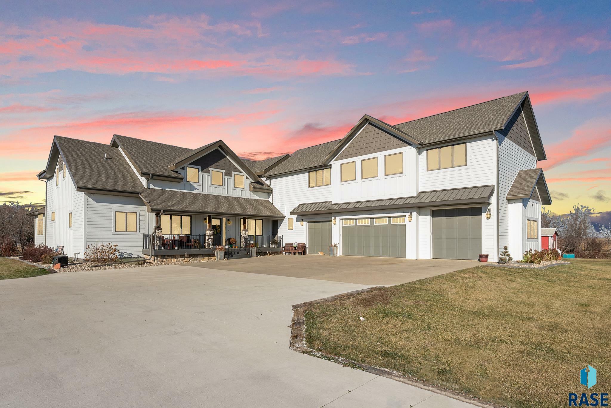 Property Photo: 46052 Sd 44 Hwy SD 57015