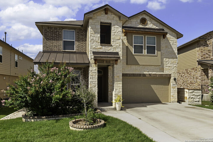 Property Photo: 13734 Rogers Creek TX 78254