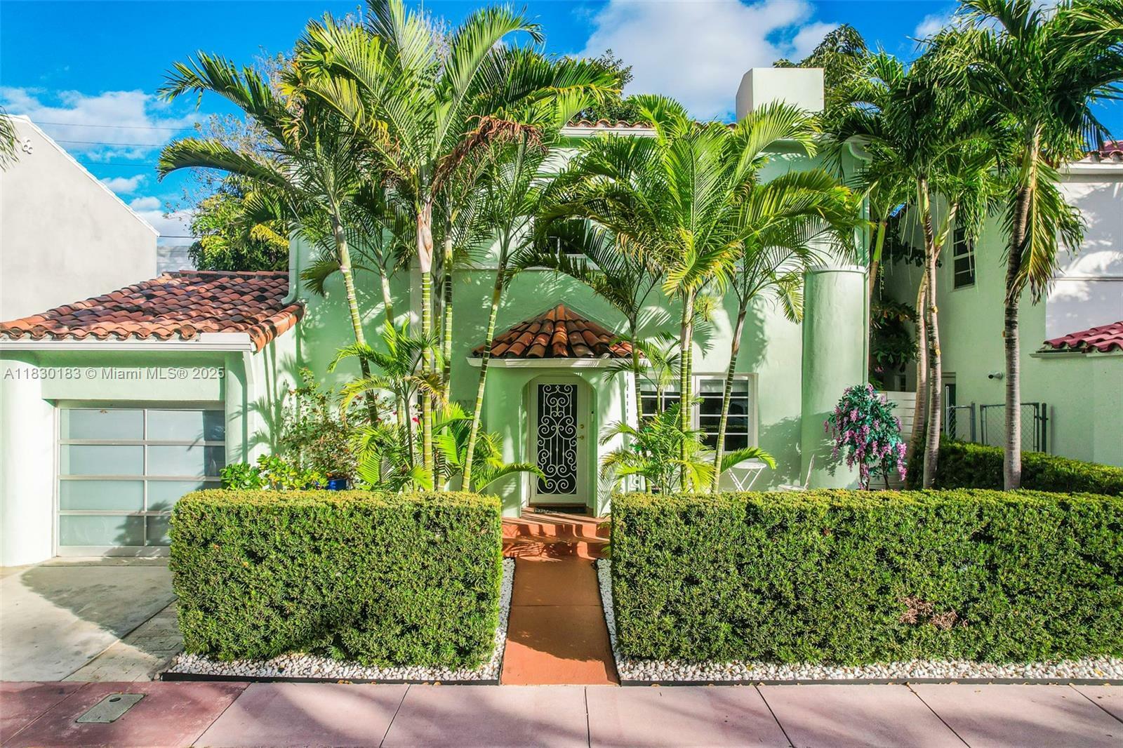 837 Espanola Way  Miami Beach FL 33139 photo