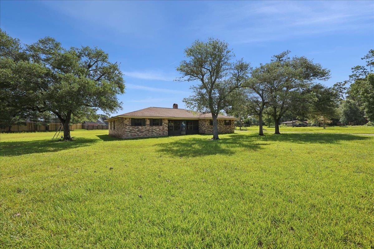 Property Photo: 200 Pinata TX 77657