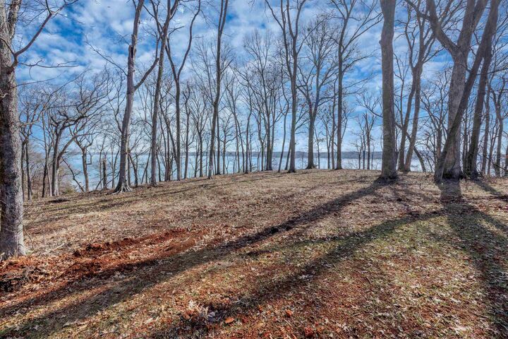 Property Photo:  304 Highland Cove  AL 35634 - FLORENCE 