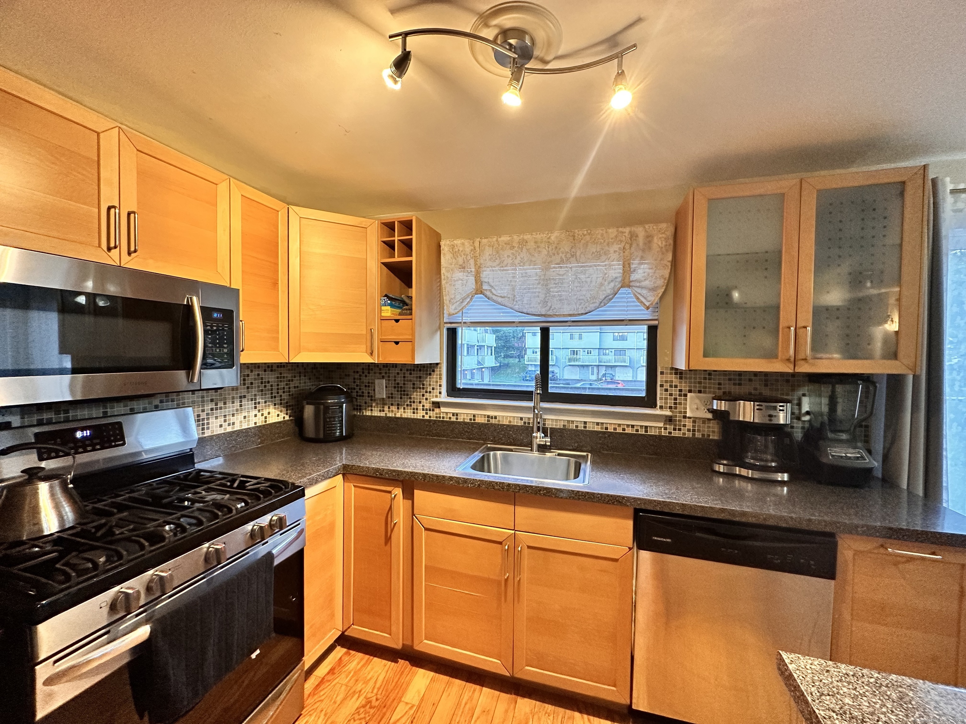 Property Photo:  74 Churchill Drive 74  CT 06111 
