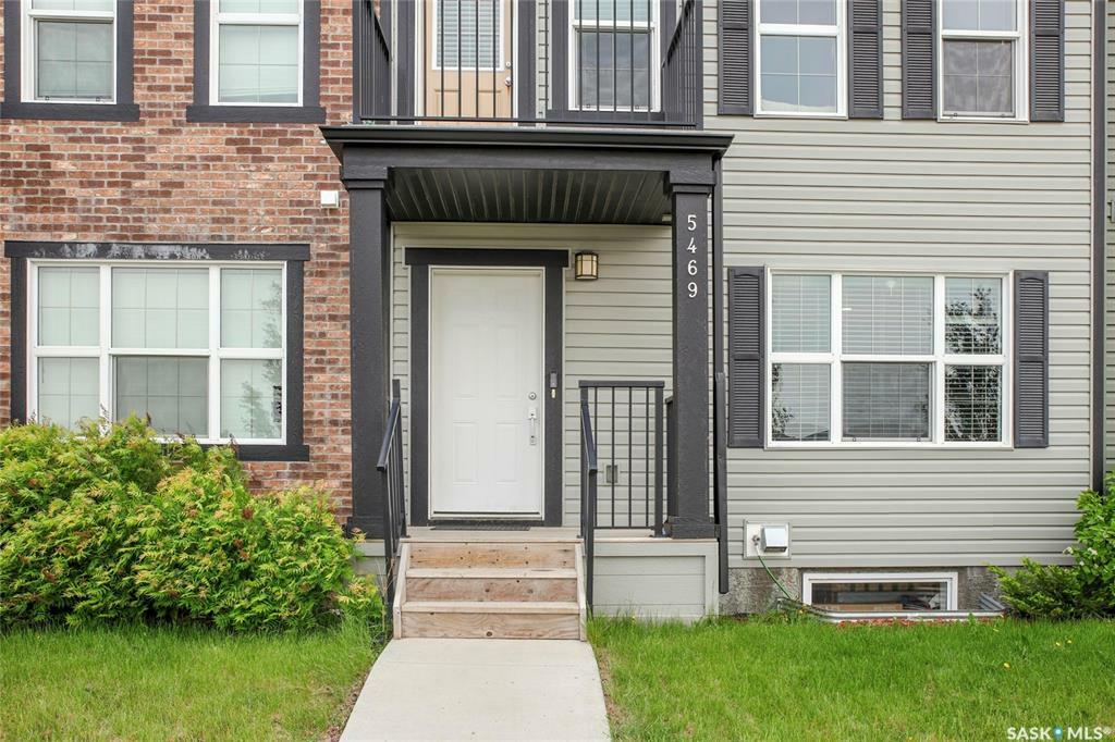 Photo de la propriété: 5469 Cade Street E SK S4V 3N9